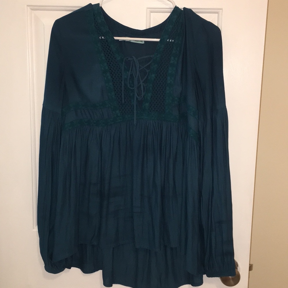 Real patterned tie front flowy blouse